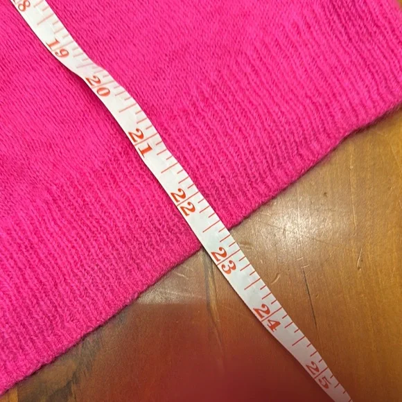 525 America, size L, Bright Pink Short Sleeve Cashmere Sweater - Picture 4 of 9